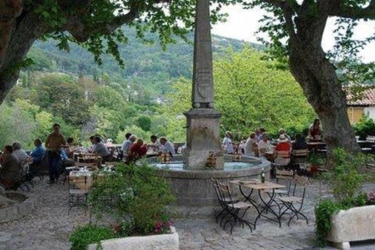Bastide Provencale Les Muriers D'Engaspaty Сейан Екстериор снимка